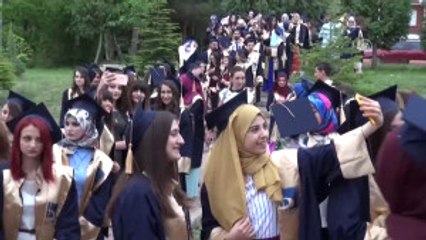 Şeyh Edebali Üniversitesi'nde Mezuniyet Töreni
