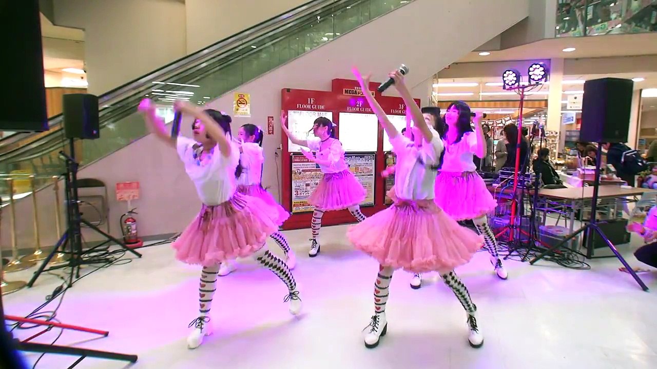 2017-05-06 MEGAドン・キホーテ苫小牧店『猫の隠れ里チャリティバザー』 小娘 （シャオニャン）