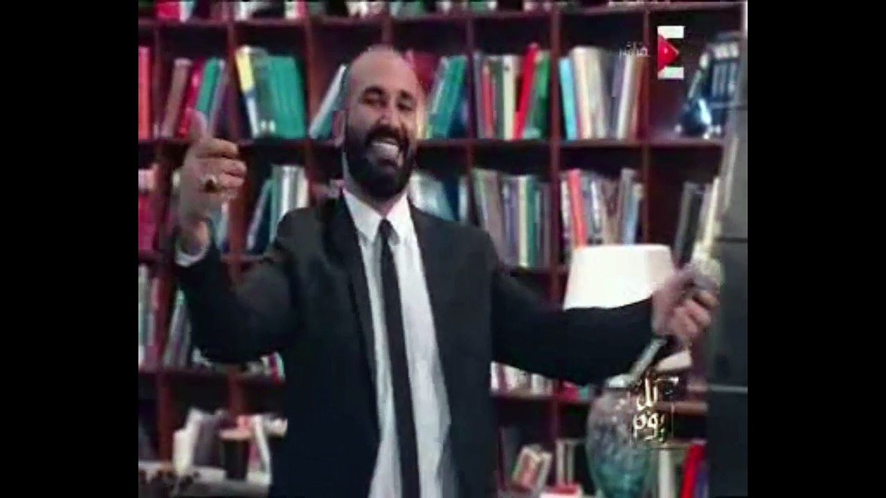 عمرو أديب يرقص مع أحمد سعد على أغنية "بحبك يا ص...