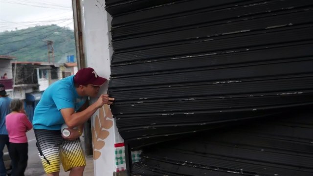 Número de mortos em protestos na Venezuela sobe para 43