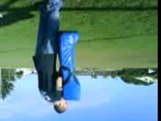 Petit contact à l'entrainement de Rugby :p