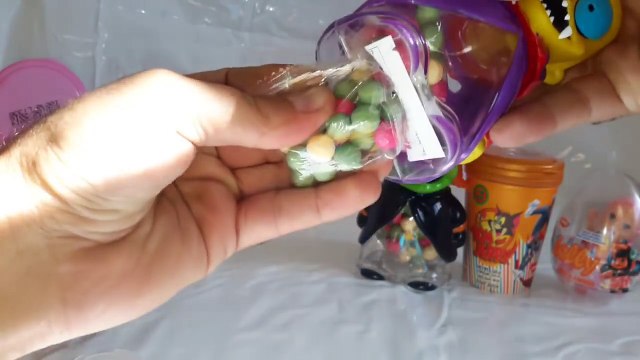 disney's frozen surprise eggs youtube kinder toys frozen games cars disney dctc