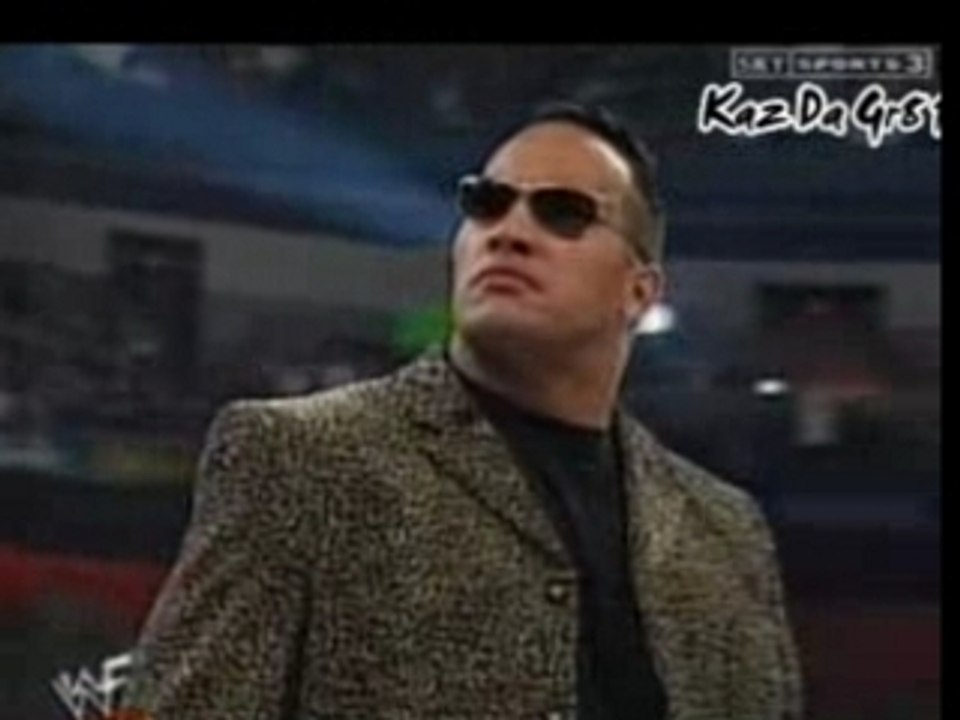 Raw 2000 - The Rock Returns Home