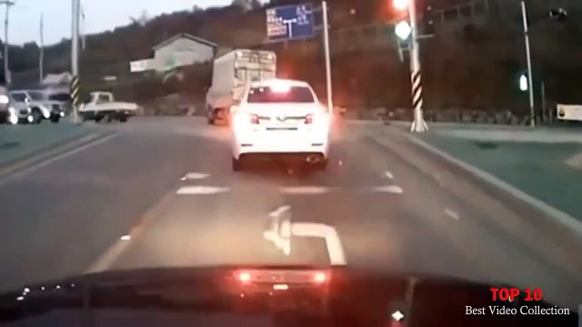 Truck Crash Extreme - Epic Extreme Truck Crashes of Truck Too W