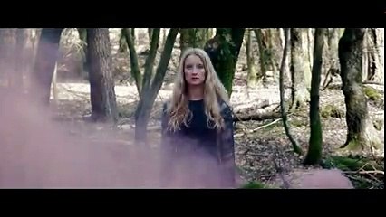 Le Malls - Call Me (ft. Lilianna Wilde) [Official Music Video]