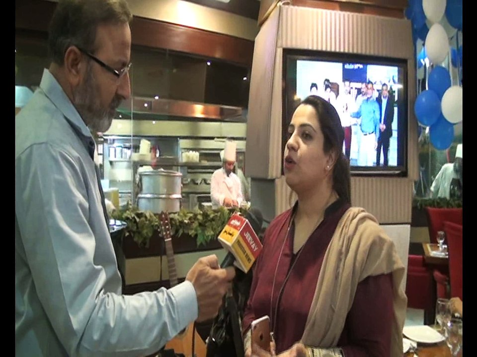 Tanzel Fatima(Make-A-Wish Foundation)Talked with Shakeel Farooqi at Option Lahore