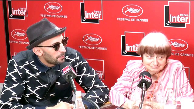 JR : Je suis parti sillonner les mains, les yeux, les oreilles, et les petits doigts de pied d'Agnès.