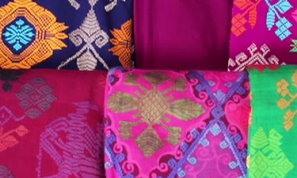 Nilai Jual Tinggi, Tenun Ikat Songket Diburu Pembeli