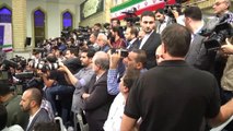 Iran'da Cumhurbaşkanlığı Seçimleri - Iran Dini Lideri Hamaney Oyunu Kullandı