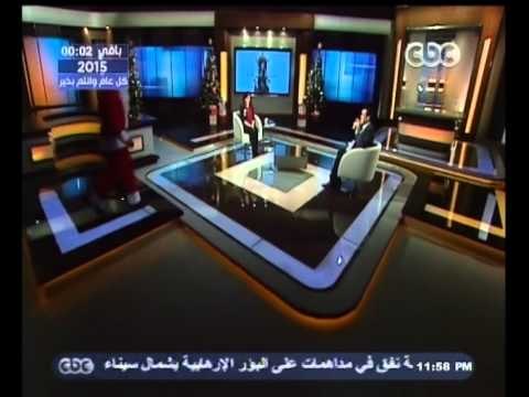 #ممكن | صورة تذكارية لإسعاد يونس وخيري رمضان مع بابا نويل بليلة رأس السنة