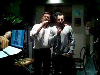 Philiipe et Mickaël interprètent "Formidable" de Stromae