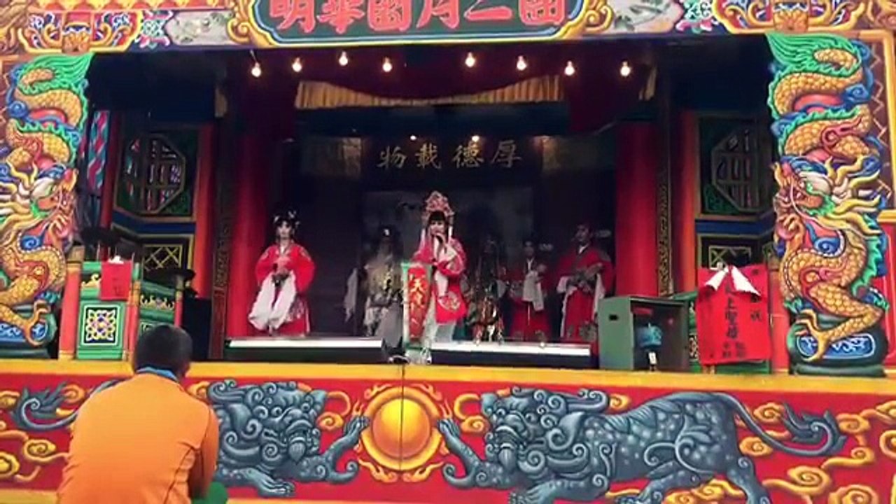 旗山天后宮   廟埕，歌仔戲，開演囉 天官賜福 慶祝 天上聖母 聖誕千秋 特邀請「明華園戲劇團 月二團」蒞臨本宮表演 15042017