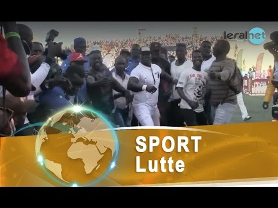 Balla Gueye 2  et Sa Thies dansent sur du Guinté façon Double Less!!!