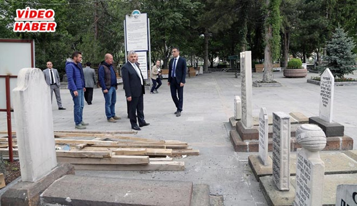 (18 MAYIS 2017) SEYYİD BURHANEDDİN TÜRBESİ YENİLENİYOR