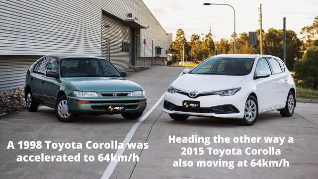 Un crash test entre une Toyota Corolla de 1998 et de 2015