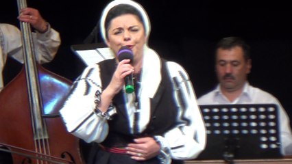 Mariana Deac --Festivalul "Flori in Tara Barsei"Brasov 2017 - doina