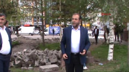 Ardahan CHP'den Ağaç Sökümüne Oturma Eylemli Tepki