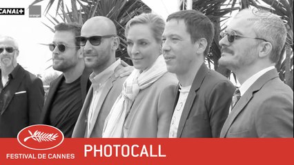 Tải video: JURY UCR - Photocall - EV - Cannes 2017