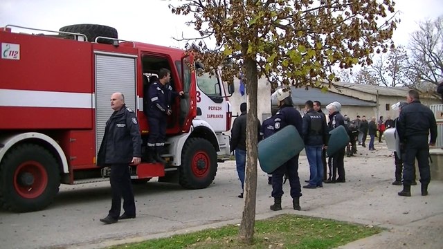 Rebellion of refugees from the camp Harmanli (Бунт на бежанци в харманлийския лагер)