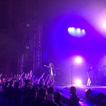 Footage From Chris Cornell's Final Appearance Shows Him Joking With Fans