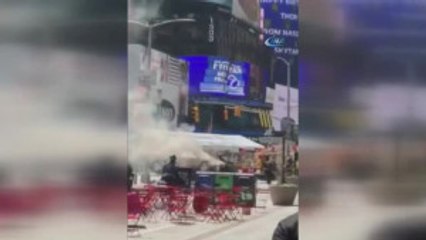 New York'ta Araç Yayalara Çarptı: 1 Ölü, 20 Yaralı
