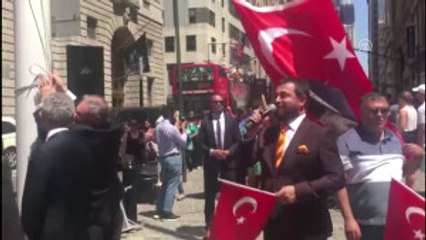 17. Geleneksel Türk ve Amerikan Bayrak Çekimi Töreni - New York