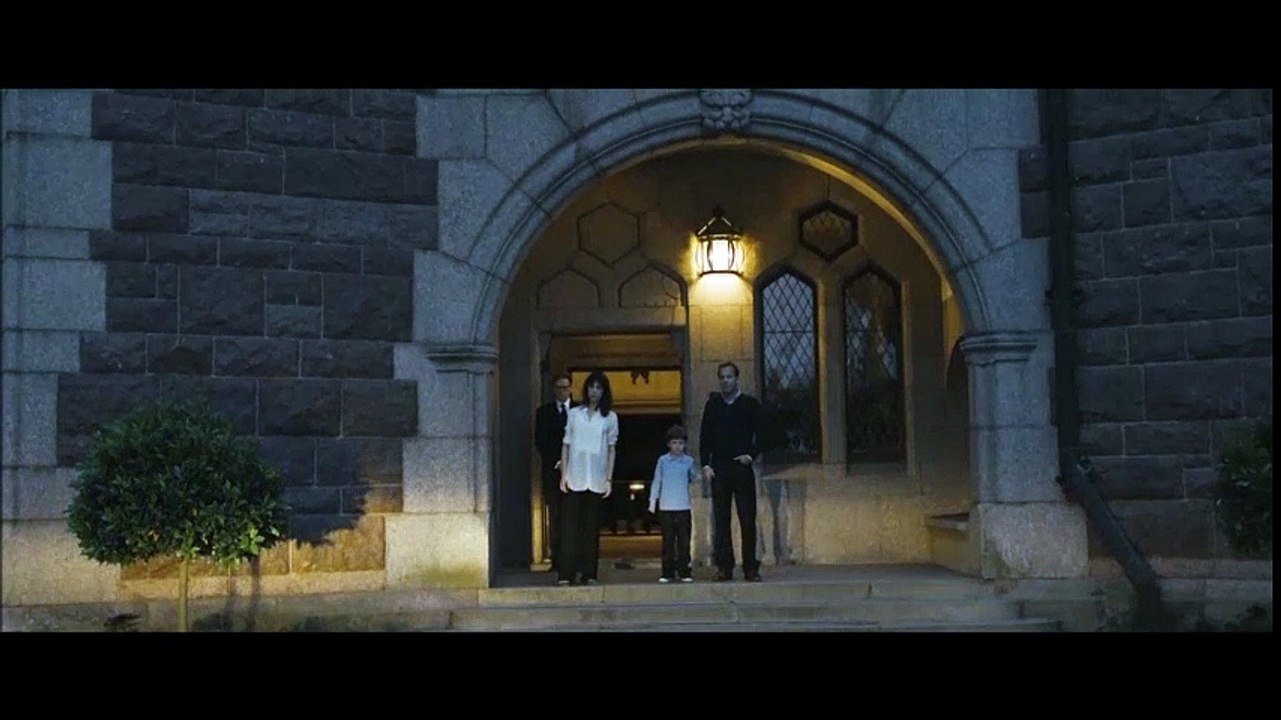 Melancholia - Part two - Claire (and Justine)