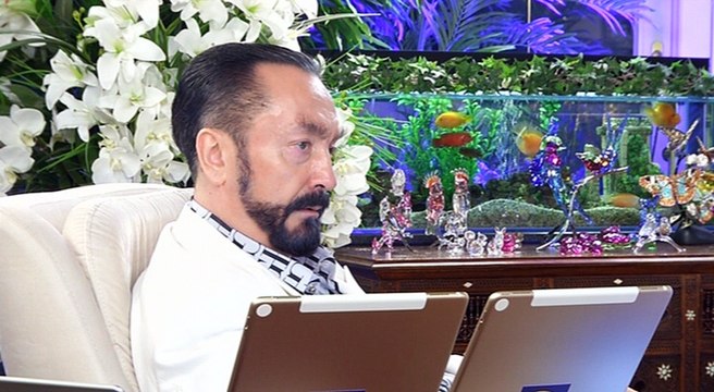Adnan Oktar Recep Tayyip Erdoğan’ı neden destekliyorsunuz sorusunu nasıl cevapladı?