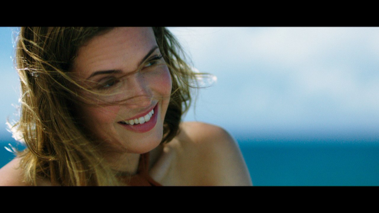 Mandy Moore, Claire Holt, Matthew Modine In '47 Meters Down' New Trailer
