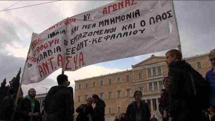 Miles de personas protestan ante el Parlamento griego contra nuevos ajustes