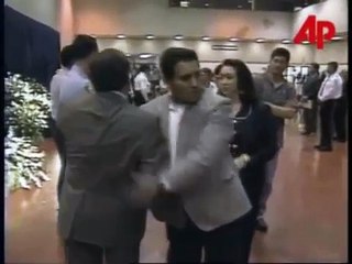 Despues de 22 años por fin Filtran escalofriante vídeo del funeral de Selena. Muy pocos lo han visto