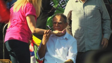 López Rivera, recibido com un héroe tras cumplir su condena en EE.UU-.