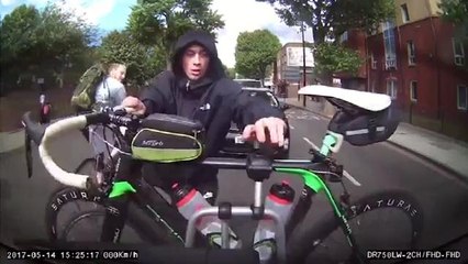 A cyclist is captured trying to steal a racing bike in central London