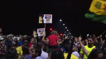 Manifestantes e policiais entram em confronto em Brasília