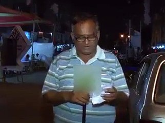 Chand Nawab Once Again Funny Act  While Reporting Live.