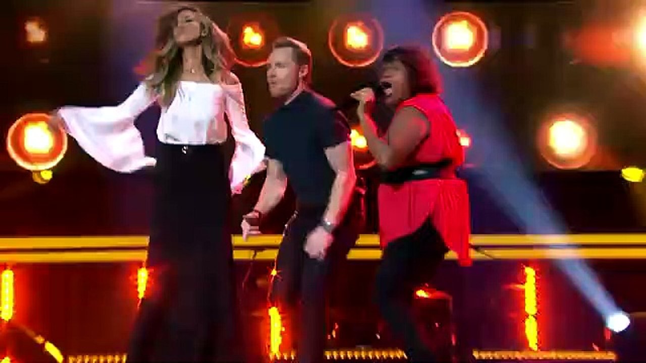 Coaches dance to  Proud Mary  with Billie Court   The Voice Australia 2016