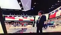 Ovation du public de l'Emission Politique pour rendre hommage à David Pujadas