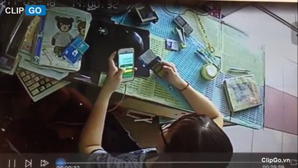 Cảnh giác với chiêu lừa lấy cả xấp thẻ cào điện thoại