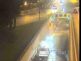 Acidente-moto-choca-em-tunel