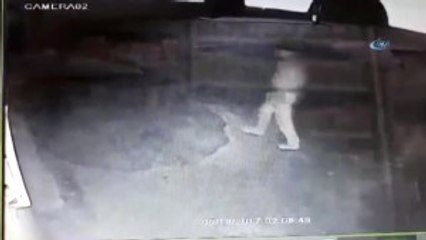 Çalan Alarma Aldırış Etmediler, 20 Saniyede 1000 TL'yi Böyle Çaldılar