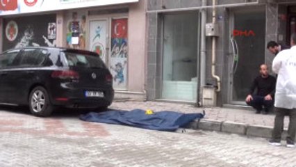 Afyonkarahisar Pencereden Atlayarak Intihar Etti