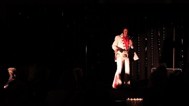 Robert Keefer sings 'Lawdy Miss Clawdy' Sheffield Remembers 2015