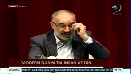 İslam ümmeti hasta ve doğruların üzerinde yatıyor.