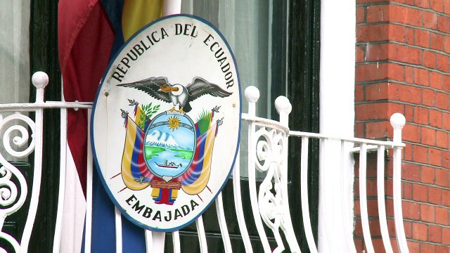 Suécia arquiva investigação contra fundador do WikiLeaks