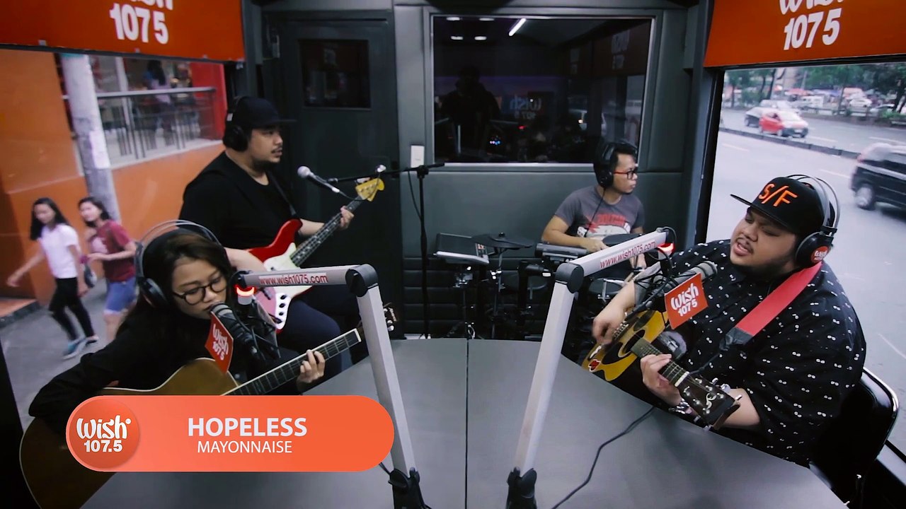 Mayonnaise perform _Hopeless_ LIVE on Wish 107.5 Bus