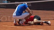 Marcelo Melo leva bolada na cabeça de parceiro em Roma; assista!