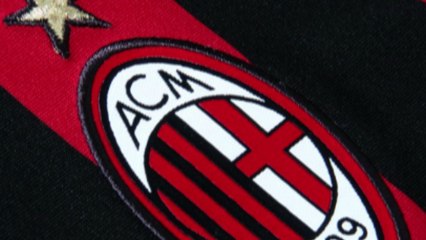 Le maillot domicile de l'AC Milan pour la saison 2017/2018