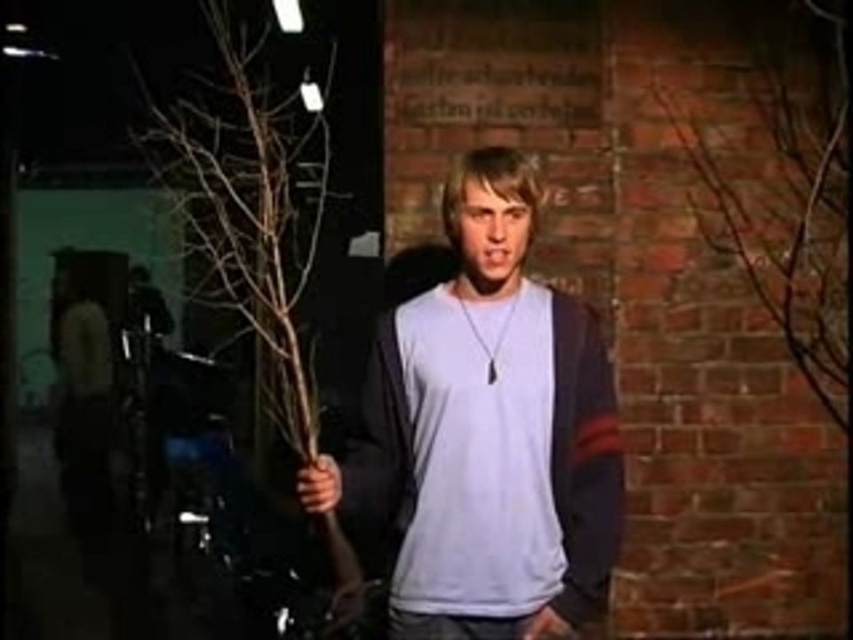 Clueso - pizzaschachteln making of