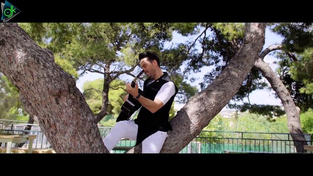 Θανάσης Βασιλάκος - Tι Κορίτσι Έχω Εγώ (Official Music Video)