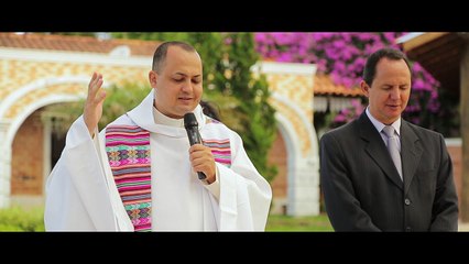 Vanessa e Kadu: Encantadora Cerimônia de Casamento 💍